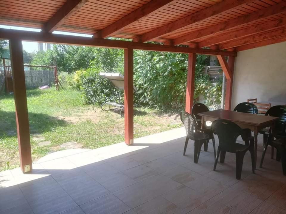 Family House Eger